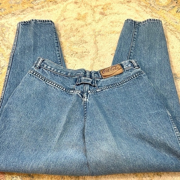 VTG 1980’s Coca Cola High-Waisted Jeans, Fantastic Condition! - Picture 3 of 14